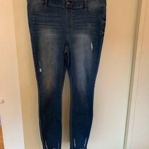 Lauren Conrad soft stretchy jeans, sz14